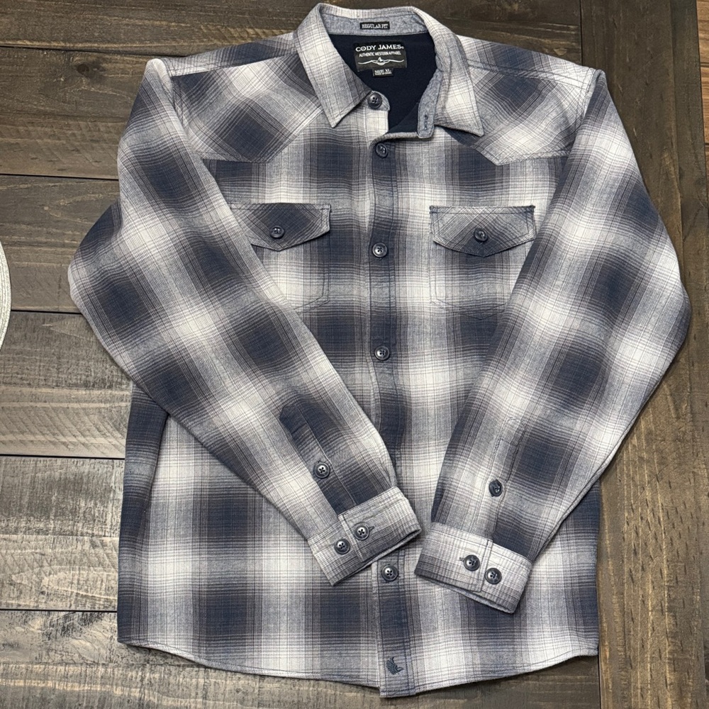 Cody James Men's Gray Plaid Shirt